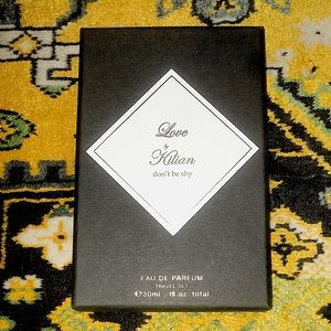 Kilian Paris perfume, never used. Don’t be shy